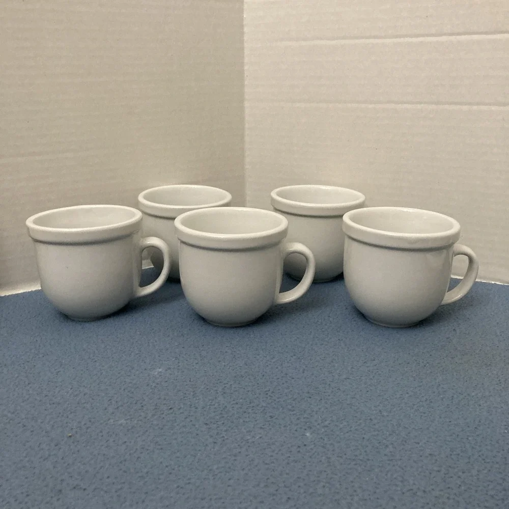 VTG Pottery Barn White Du Jour Suppertime Coffee Mugs - Set of 5